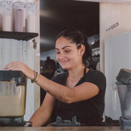 La Negra Surf Hotel ノサラ エクステリア 写真